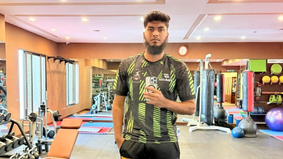 লাহোর কালান্দার্সের জ্জিমে রিশাদ